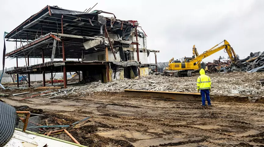 Safe building demolition in St Ives carried out by D&S professional demolition team.